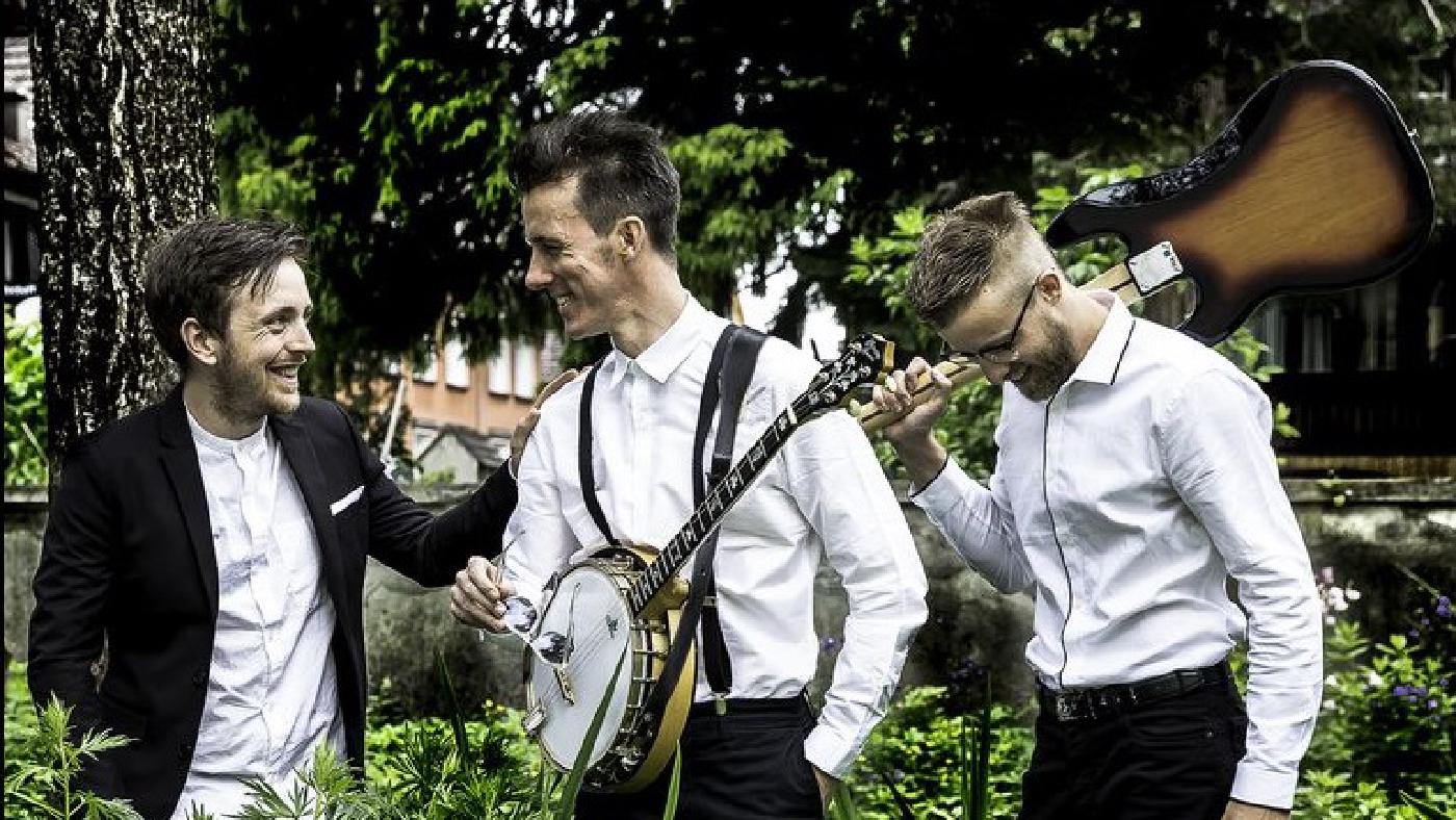 The Led Farmers /Irl/ + Trashsurf